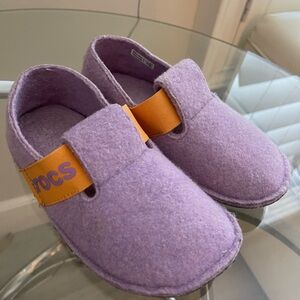 Crocs KIDS’ CLASSIC SLIPPER size c13